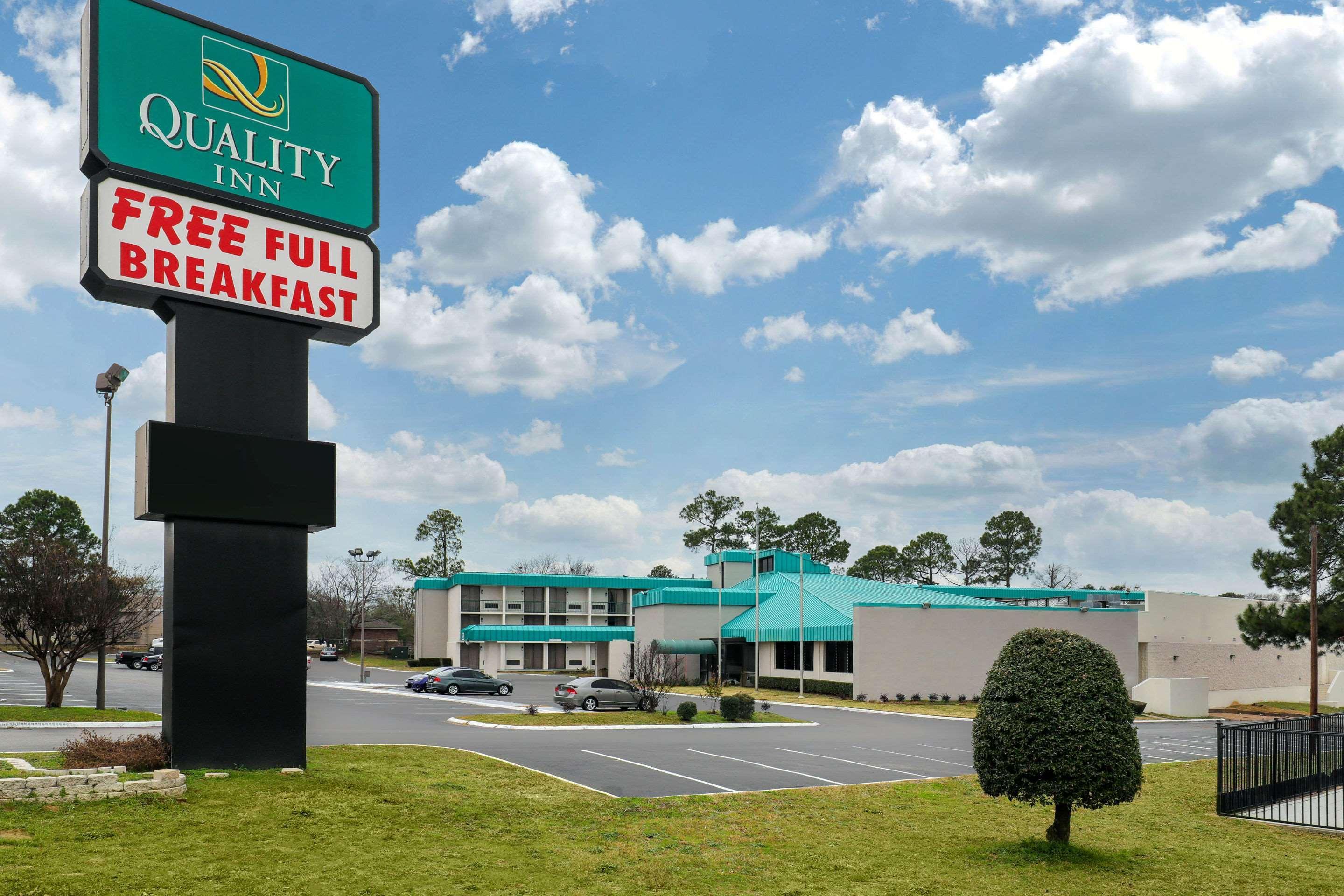 Quality Inn Tyler - Lindale Bagian luar foto