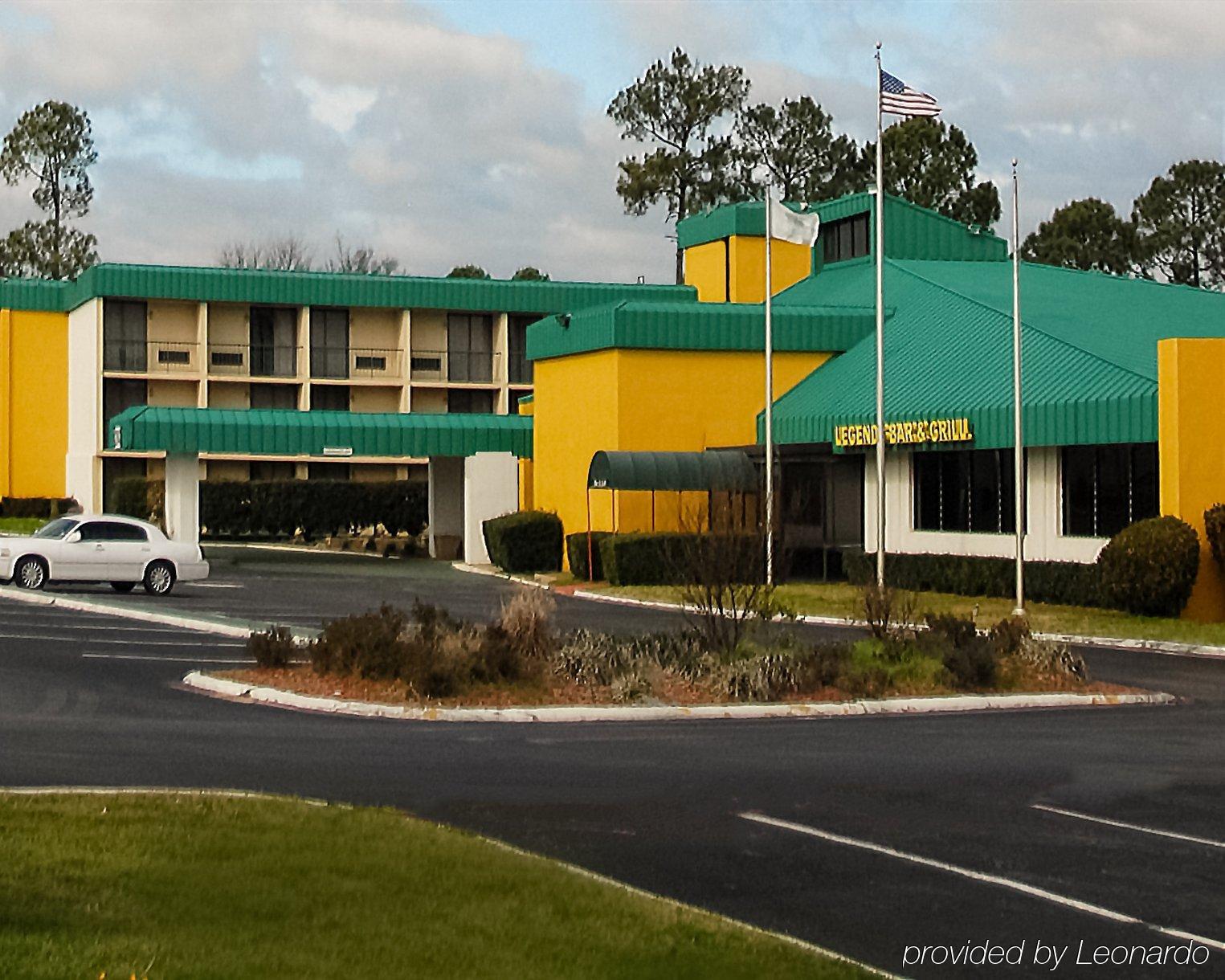 Quality Inn Tyler - Lindale Bagian luar foto